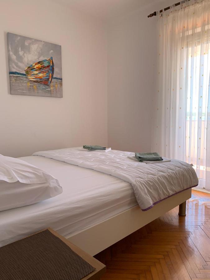 Apartmans And Rooms "Slavica" Novalja Exterior photo